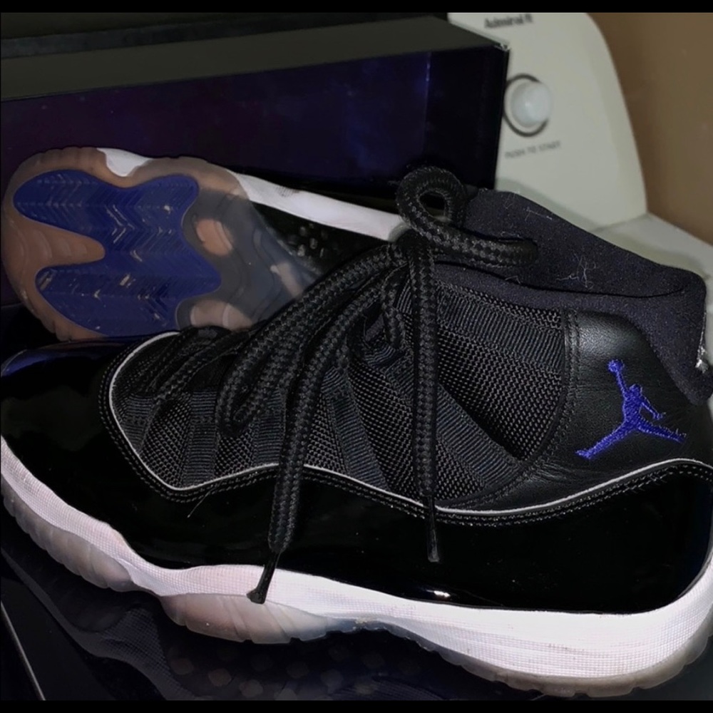 Jordan 11 space jams
